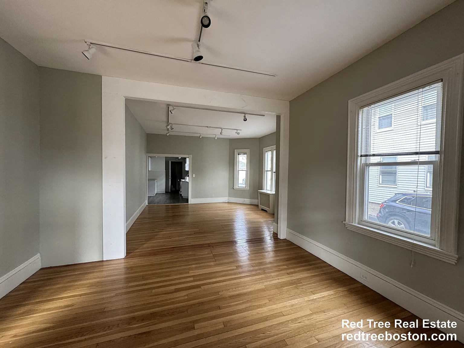 2 bed, 1250 sqft, $3,000 — Photo 3