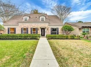 10906 Ella Lee Ln, Houston, TX 77042