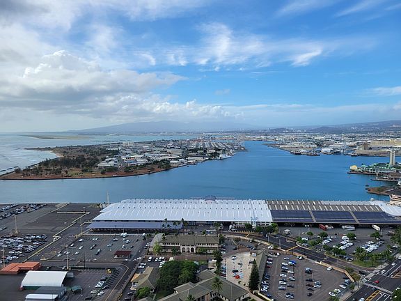 2nd image of 600 Ala Moana Blvd #4204