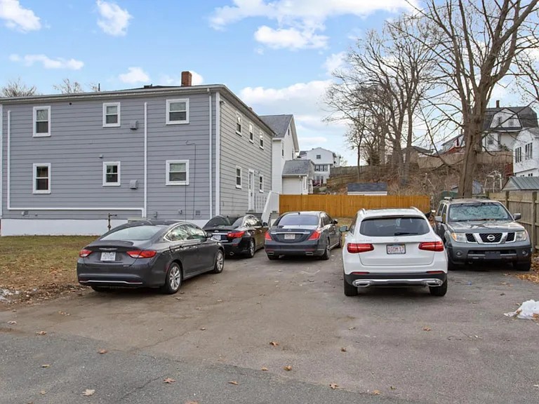3 Sagamore Ave #2L — Photo 9