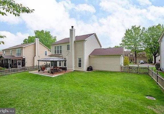 2nd image of 16950 Cass Brook Ln