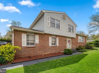 2620 Elliott Ave, Willow Grove, PA 19090