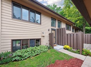 304 W Eagle Lake Dr, Maple Grove, MN 55369