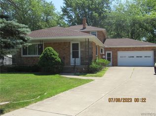 165 E Milnor Ave, Lackawanna, NY 14218