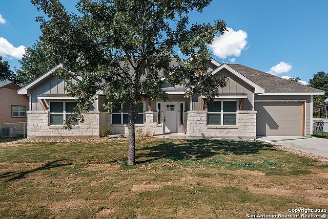 1st image of 1208 River Oaks Blvd