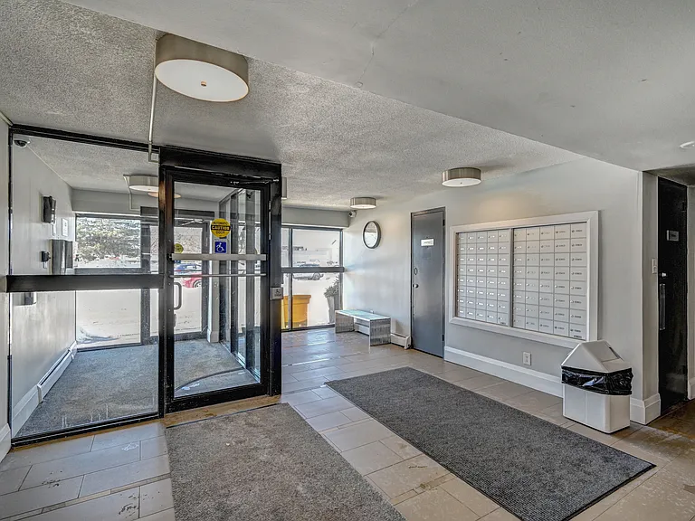 39 Willow Rd — Photo 15