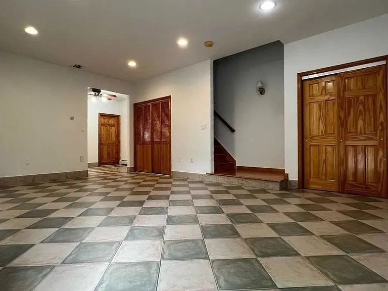 367 Morse Ave #2 — Photo 2