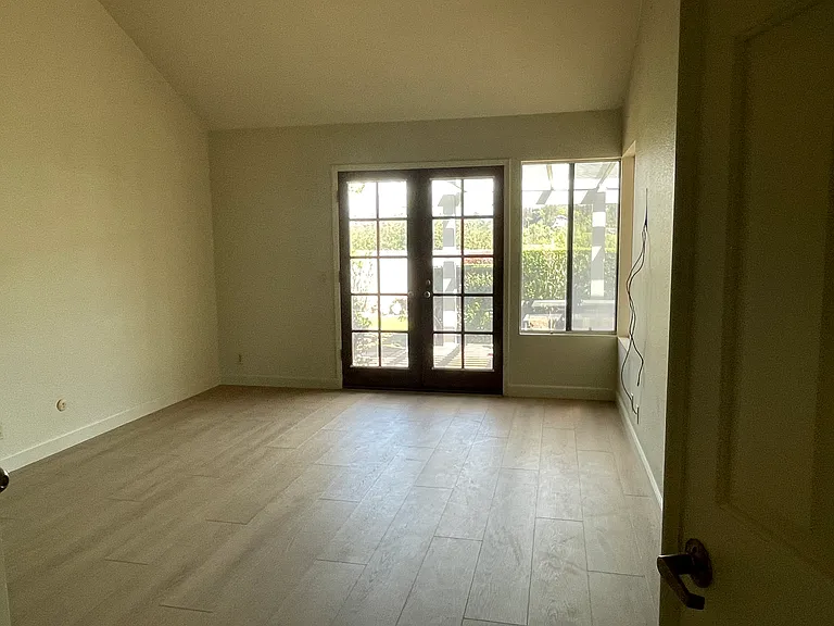 15967 Avenida Lamego — Photo 8
