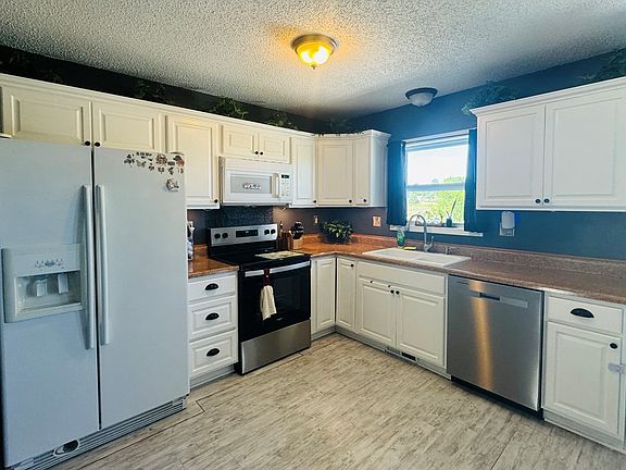 3rd image of 1 Quail Dr