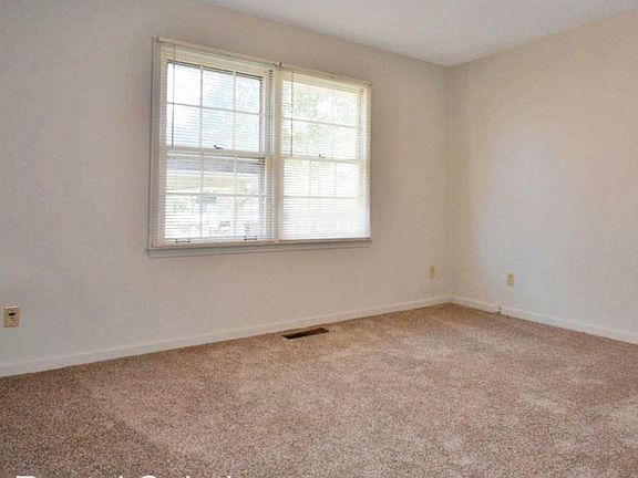 5th image of 792 E Northfield Blvd #792