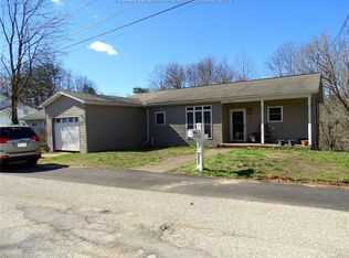 1518 Upper Midway Dr, Dunbar, WV 25064