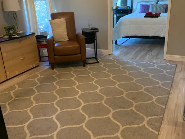 1030 Marne Dr, Hollister, CA 95023