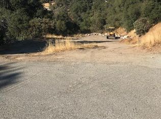 50189 Hidden Falls Rd, Oakhurst, CA 93644