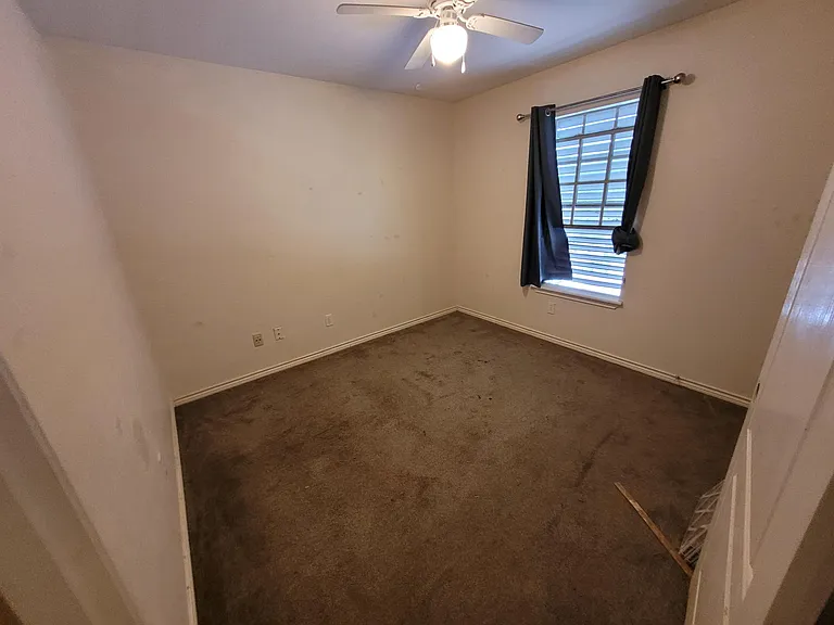 4746 Willowick Dr — Photo 9