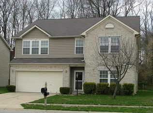 2890 Parkview Dr, Columbus, IN 47201