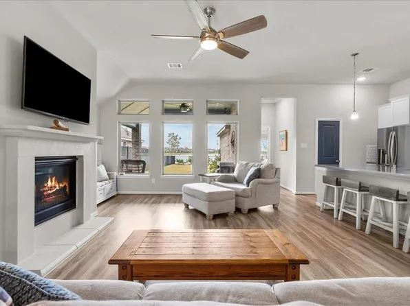 2417 Arbor Edge Xing, La Marque, TX 77568