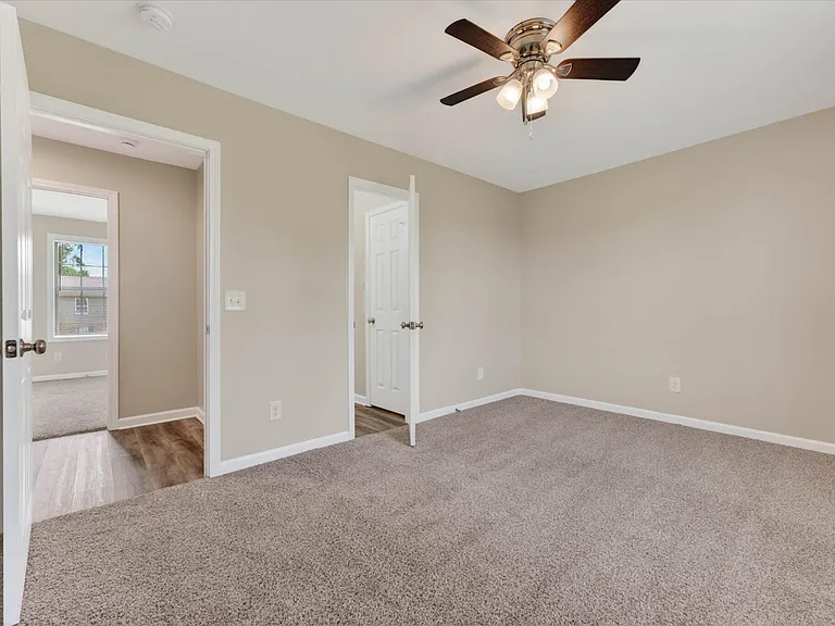 2072 Tynewood Dr — Photo 22