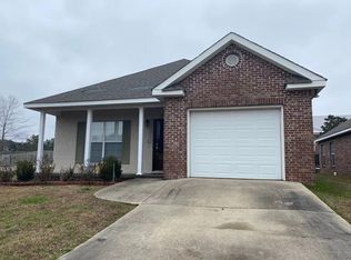 3 Westerly Dr, Hattiesburg, MS 39402
