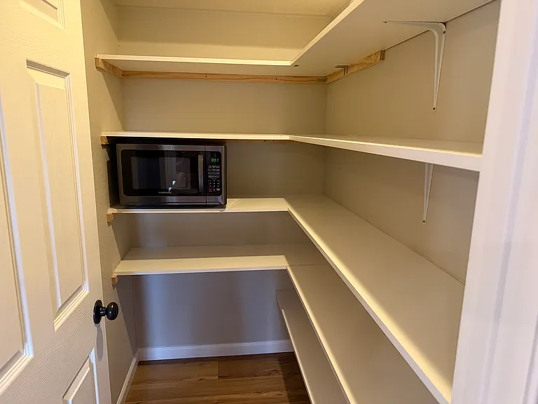 6258 Powell Rd — Photo 5