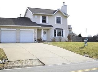 1602 Highview Rd, East Peoria, IL 61611