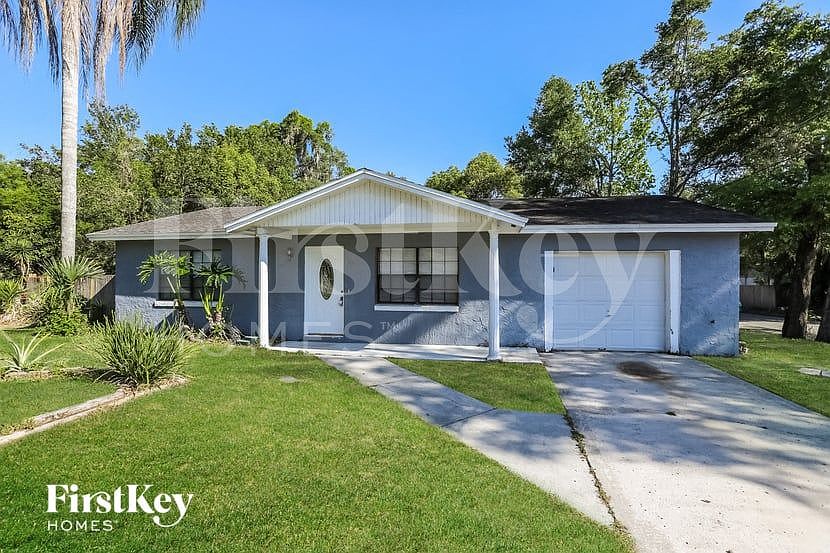1st image of 391 E Palmetto Ave