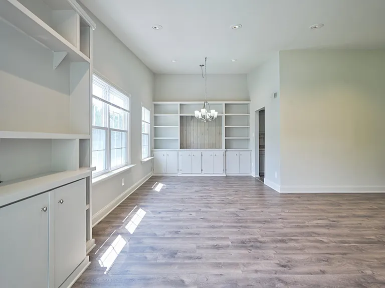 51 Meadow Ln — Photo 6