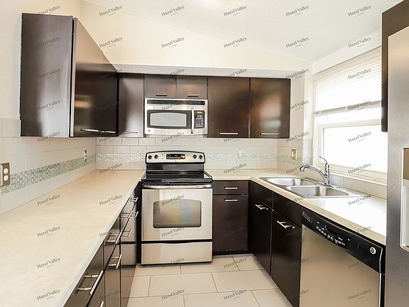 5th image of 5810 N Garfield Ave