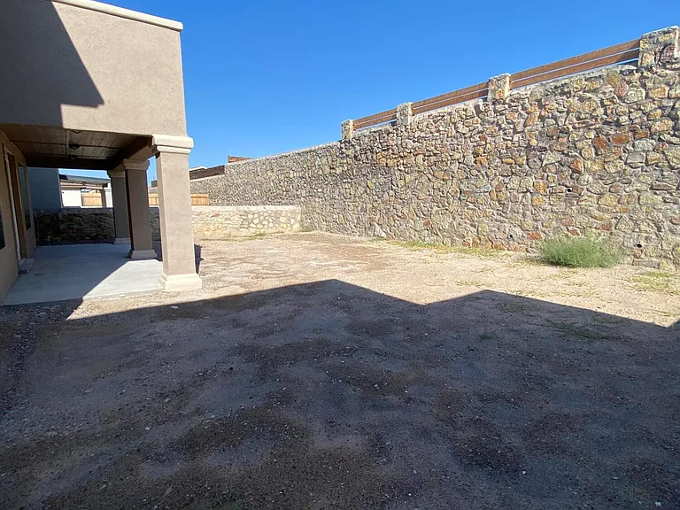 245 Malta St — Photo 35
