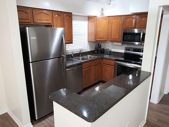 5th image of 2817 Parandor Pl