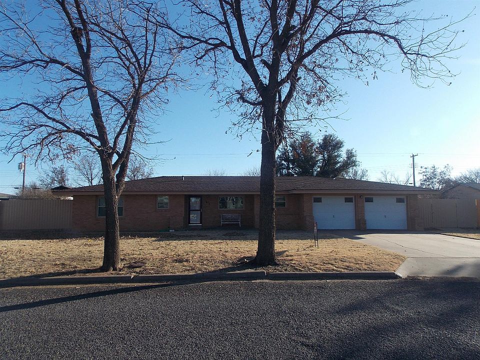 1st image of 411 W 1st St