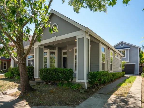 1711 Spur Ridge Lane, Healdsburg, CA 95448