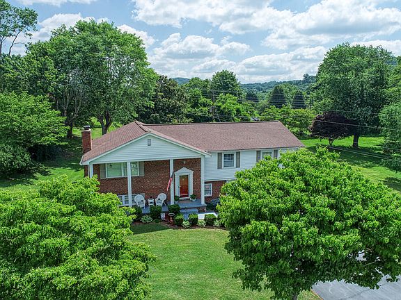 2nd image of 202 Dobson Dr