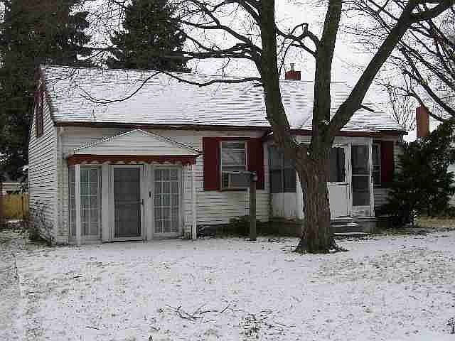 2nd image of 2372 N 25th St