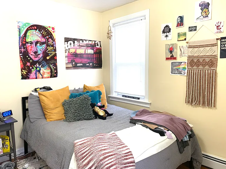 83 America St #2R — Photo 18
