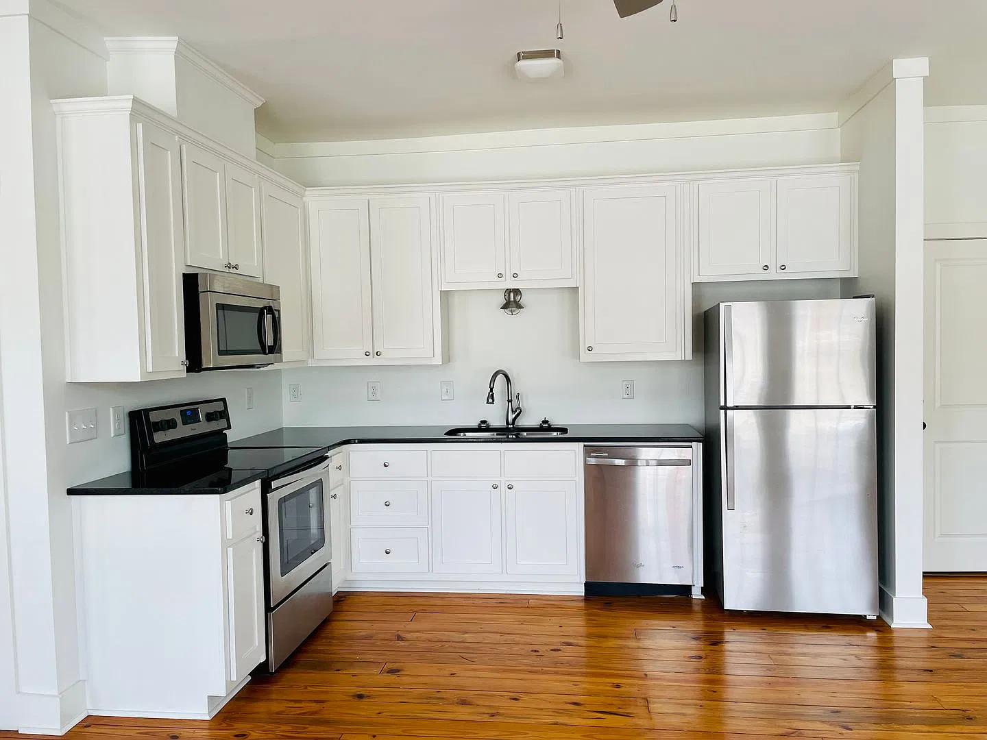 231 Hancock — Photo 2