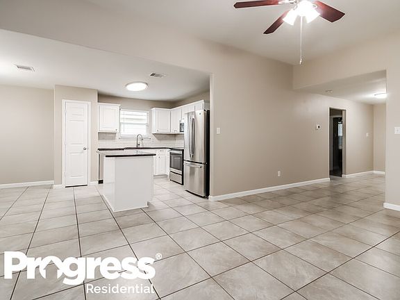 4th image of 3918 Cloudbluff Ln