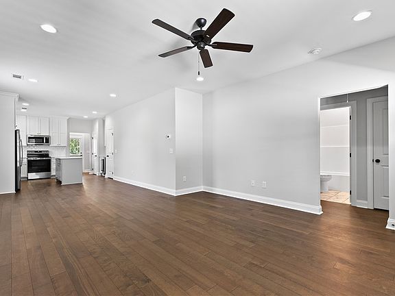 3rd image of 103 Brannon Ave
