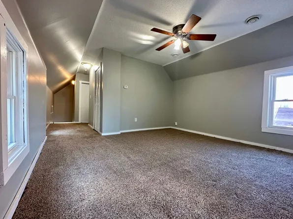 587 Charles Ave, 587 Charles Ave Unit 2, Saint Paul, MN 55103
