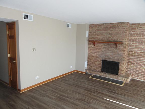 2nd image of 5534 E Lake Dr APT C