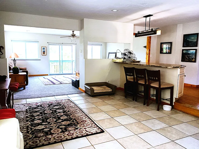 73 Cooper Dr — Photo 6
