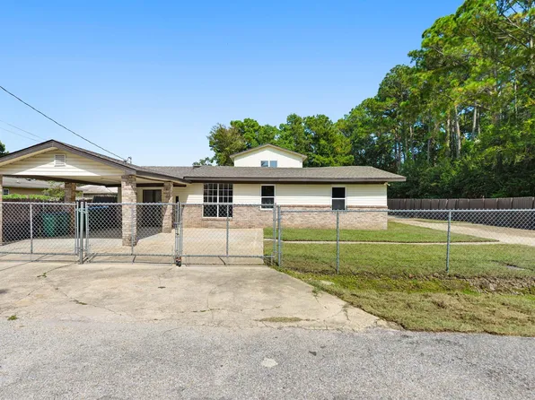 3600 Mosby St, Moss Point, MS 39563