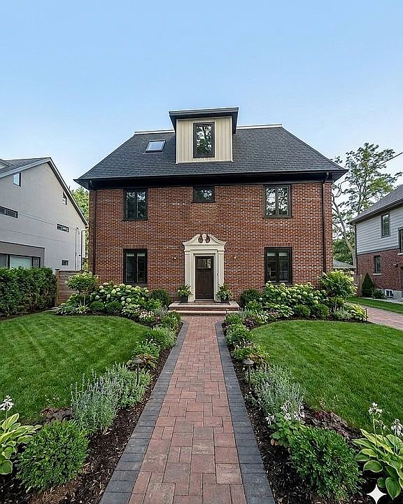 1st image of 21 Weston Pl