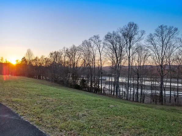 24 Mill Dr, Decatur, TN 37322