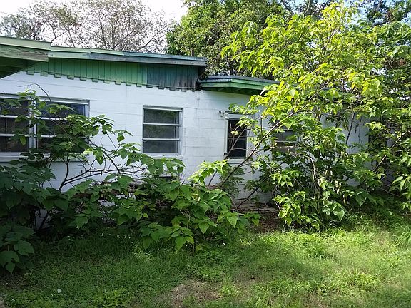 5th image of 1875 N Old Dixie Hwy