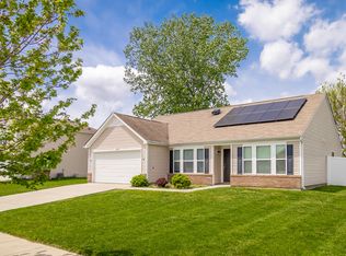 4660 Willowbrook Dr, Columbus, IN 47203