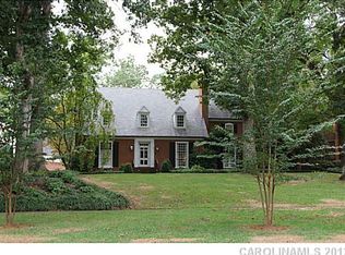 2064 Queens Rd, Charlotte, NC 28207