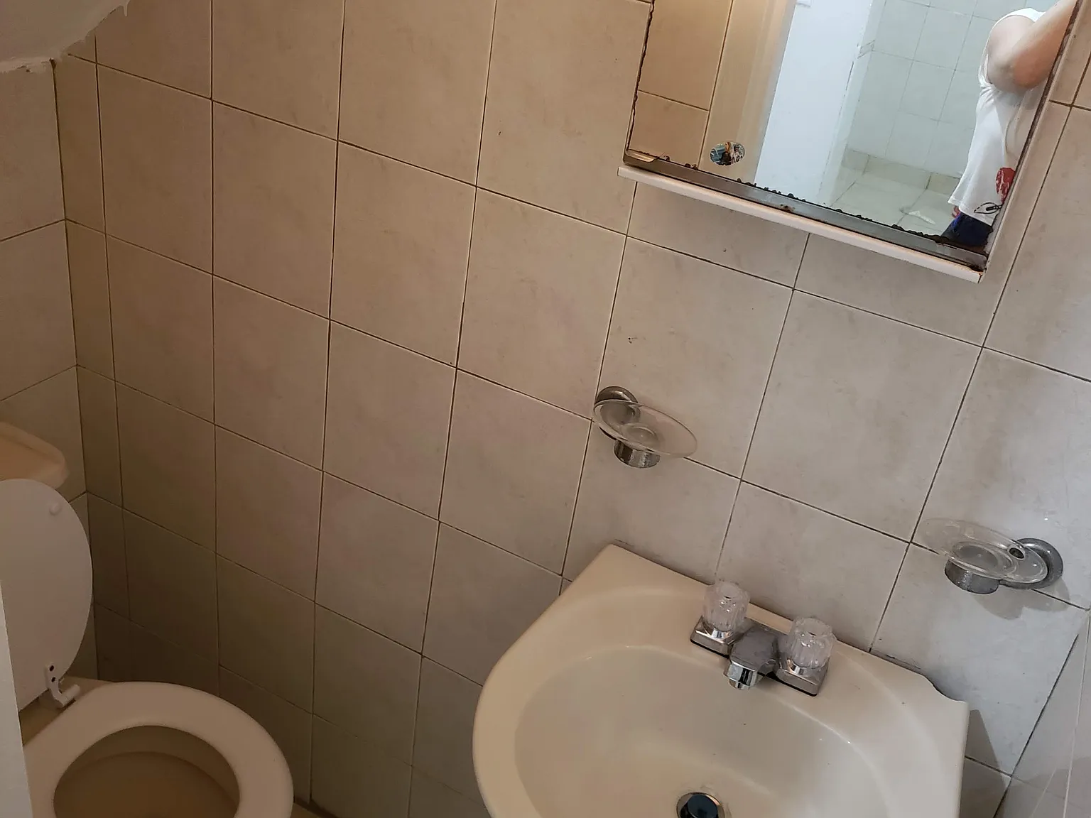3 bed, 1.5 bath, 1918 sqft, $925 — Photo 3