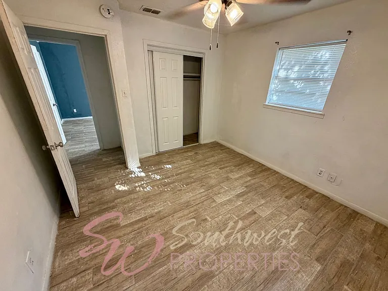 600 W Minnie St — Photo 9