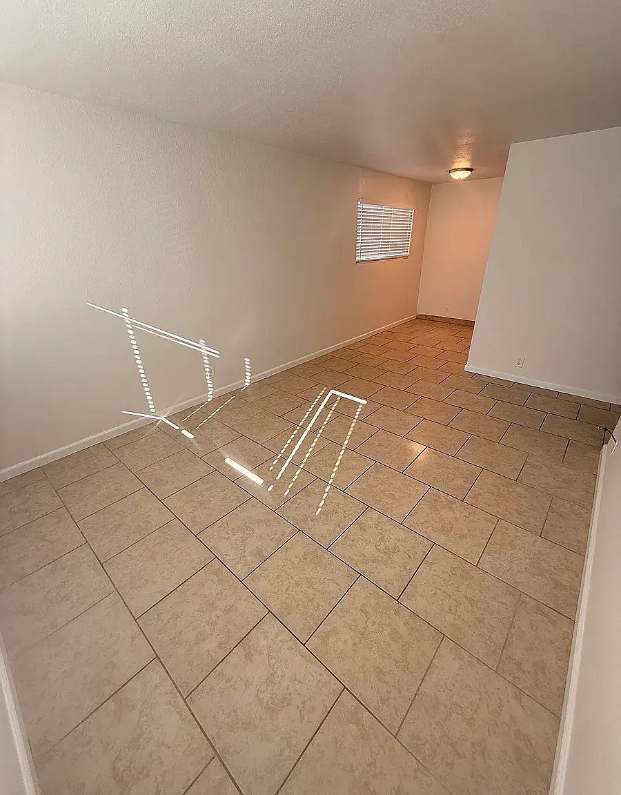 3 bed, 1.5 bath, $2,500 — Photo 3