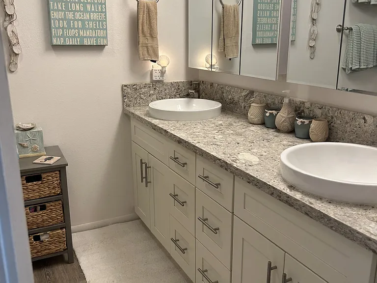 Upstairs full bath with double sinks